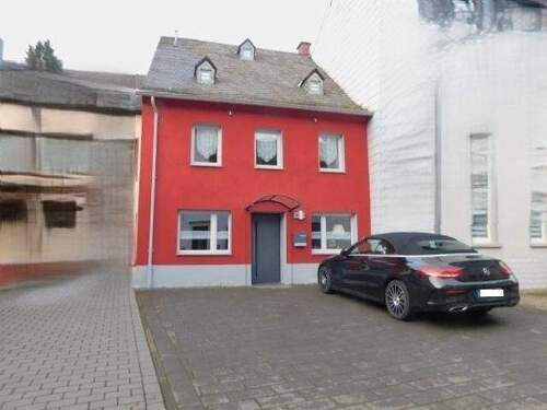 GB1 Straßenseite mit Stellplätzen - Trier Ehrang - top saniertes EFRH mit schönem Garten u. 2 Stellplätzen in ruhiger,zentraler Randlage