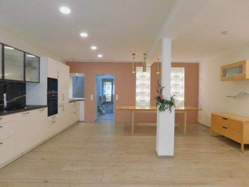 GB3 Blick i.d. Wohn-Essbereich - 3 Zimmer Reihenmittelhaus in Trier