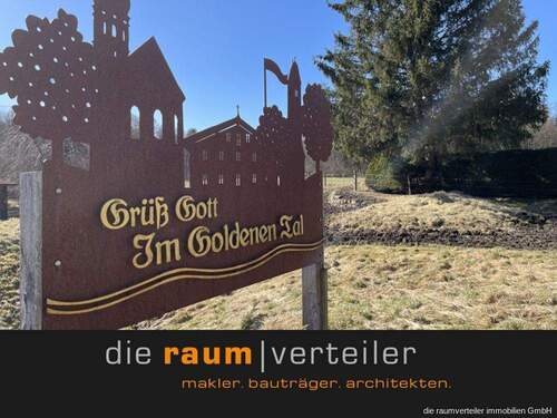 NARING - Architektur braucht Abstand. 1.530 m² nahe München. Zwischen Stadt und Weite.