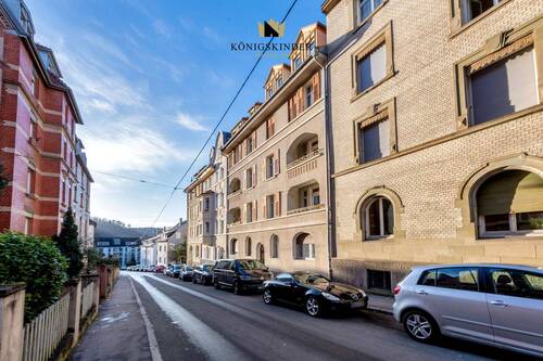 Haus_Vorderseite_DSC7832 - 3 Zimmer Etagenwohnung zum Kaufen in Stuttgart / Heslach