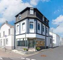 PHI AACHEN - Großzügiges Reiheneckhaus in Eschweiler mit Dachterrasse und flexibler Raumaufteilung!