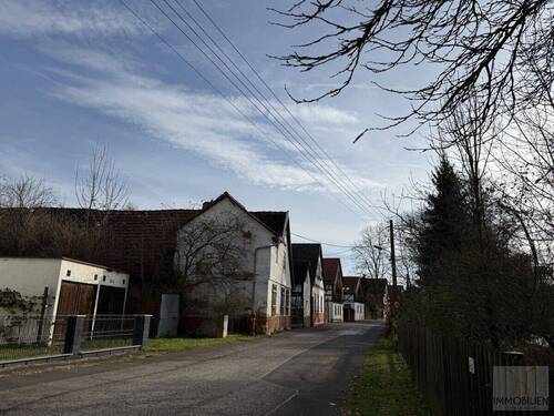 Bild 1 - Ein Ort für neue Pläne - Grundstück mit Altbestand in Saalfeld