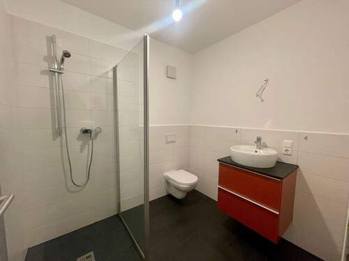 Bad - 2. OG (ohne Schrank) - 