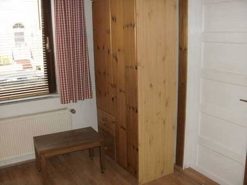 Zimmer1 - 2 Zimmer Etagenwohnung zur Miete in Bremen