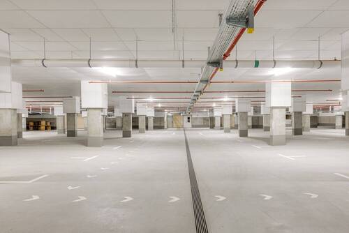Blick in die Tiefgarage - 