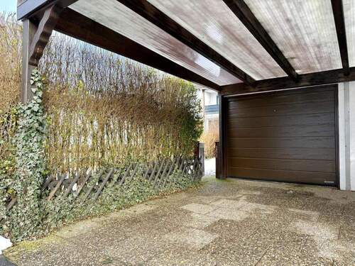Garage und Carport - 