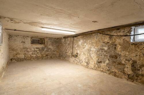 18326 Keller - 