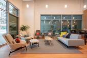 Spaces Greenville Falls Tower 4894 Greenville USA - Büro in Düsseldorf