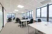 Spaces Castle Park 5415 Bristol UK Large Office (К - 
