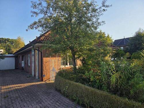 Straßenansicht - 