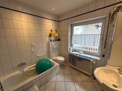 Badezimmer - Bungalow mit 133,00 m² in Rhauderfehn zum Kaufen