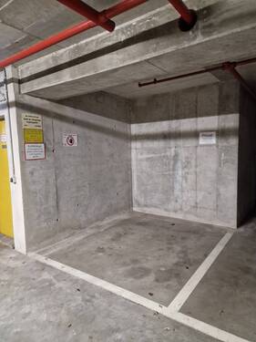 Motorrad Stellplatz - Garage, Stellplatz in München