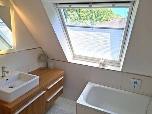 Badezimmer im Obergeschoss - 