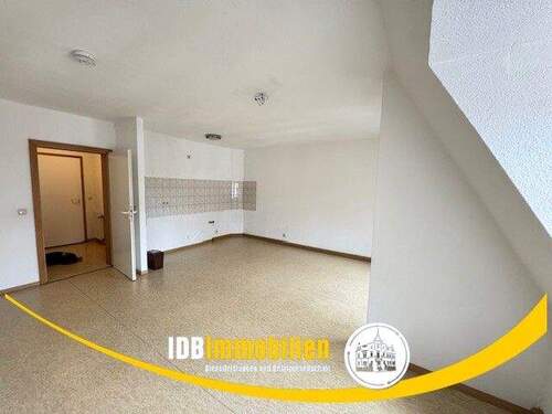WOHNEN SCHLAFEN (2) - Etagenwohnung mit 24,40 m² in Freital zur Miete