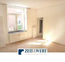 Aachen! Stilvolle 2-Zimmer-Altbauwohnung mit überhohen Decken in denkmalgeschütztem Altbau! (CA 4926)