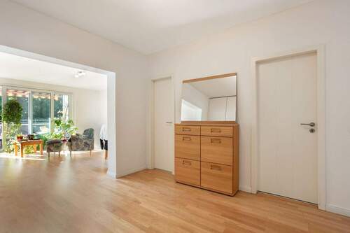 Eingangsbereich - 2 Zimmer Etagenwohnung in Düsseldorf