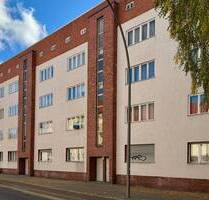 Modernisierte 3-Zimmer-Eigentumswohnung bezugsfrei kaufen in Berlin-Reinickendorf, 55 m², Parkett