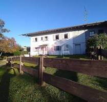 Provisionsfrei! 143qm² Bezugsfreie 5 Zimmer Wohnung mit Balkon, Gartennutzung und Hobbyraum - Otterfing