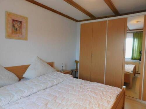 FB10-2 Hauptschlafzimmer - 
