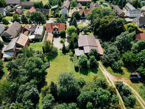 Einfamilienhaus mit Nachbargrundstück (Halle) - 7 Zimmer Einfamilienhaus zum Kaufen in Fehrbellin-Langen