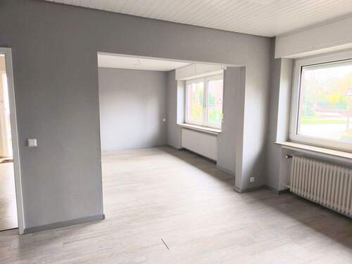 IMG_20251104_123455~2.jpg - 7 Zimmer Einfamilienhaus in Lingen (Ems)