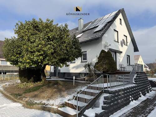 Terrasse - Top renoviertes Zweifamilienhaus in Singen-Beuren, sofort verfügbar