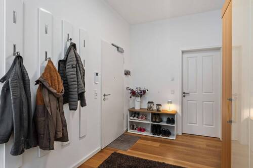 Flur (18,25 m²) - 
