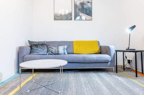 adc (3).jpg - 4 Zimmer Etagenwohnung zur Miete in Stuttgart