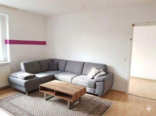 Wohnzimmer - 7 Zimmer Mehrfamilienhaus, Wohnhaus zum Kaufen in Aschersleben