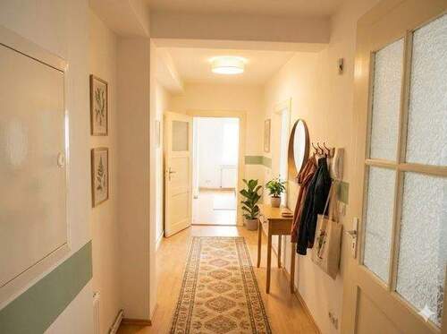 Flur - Mehrfamilienhaus, Wohnhaus mit 207,00 m&sup2; in Aschersleben zum Kaufen