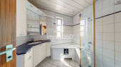 Bad + Eckbadewanne & Dusche - 