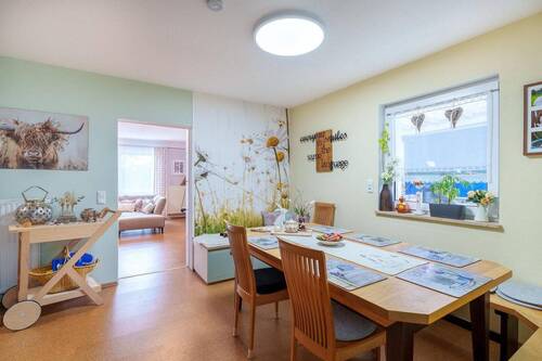 Essbereich Blick zu Wohnzimmer - 