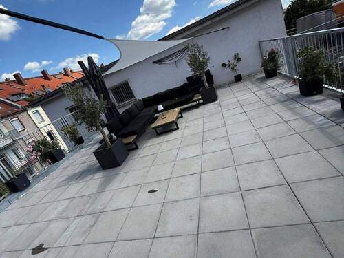 Gemeinschaftliche Dachterrasse
- 