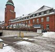 + Tiefgaragenstellplatz im Quartier 21 + - Hamburg Barmbek-Nord