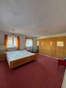 Schlafzimmer 1. OG.jpg - 