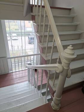 Treppenhaus - 2 Zimmer Etagenwohnung zur Miete in Greifswald