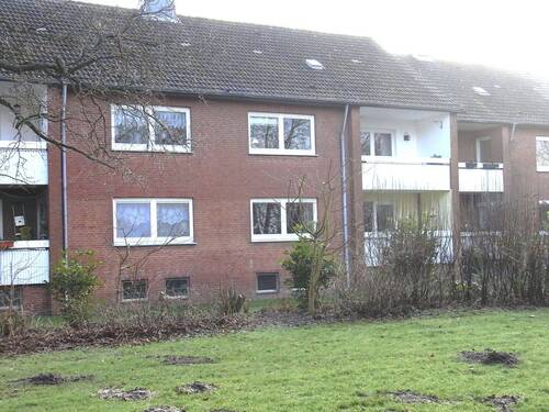 Außenansicht - Eckernförde - Süd - Die süße Eigentumswohnung als Endwohnung im 1. OG mit Loggia
