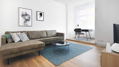 aur (2).jpg - Möblierte Wohnung mit hochwertigen Möbeln