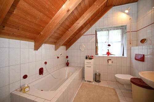 ... mit eigenem Bad - 