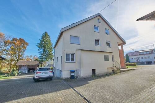 Hauansicht - 8 Zimmer Mehrfamilienhaus, Wohnhaus zum Kaufen in Ehingen (Donau)