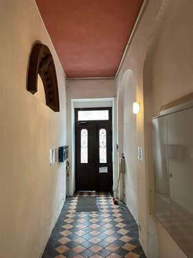 Hausflur - 3 Zimmer Etagenwohnung in Torgau