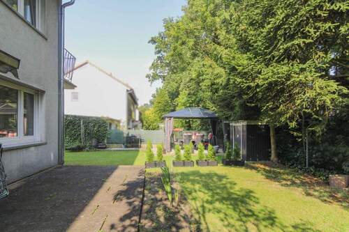 Terrasse EG - Attraktive Doppelhaushälfte mit großem Garten in Nürnberg, Reichelsdorf