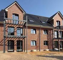 Helle Neubau-Wohnung mit Balkon und Aufzug in der Uetersener Altstadt (WE 04)