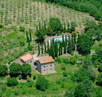 Rustikales Anwesen mit Nebenhaus und Pool in herrlicher Naturlage, guter Zustand | Immobilie Toskana - Gaiole In Chianti