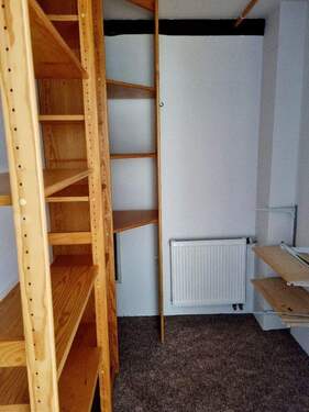 Kleiderzimmer - 