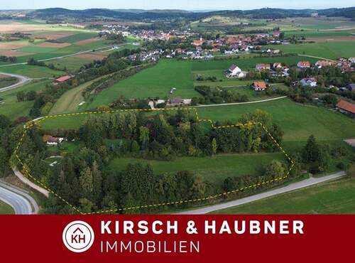 Exklusive Liegenschaft - Exklusive Liegenschaft in traumhafter Umgebung Refugium mit Charme & Entwicklungspotenzial! Velburg - Oberweicke...