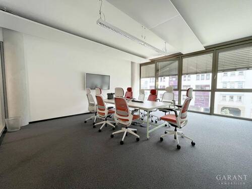 Besprechung - 