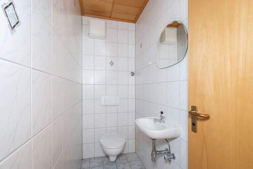 ZFH - DG - Gäste WC - 