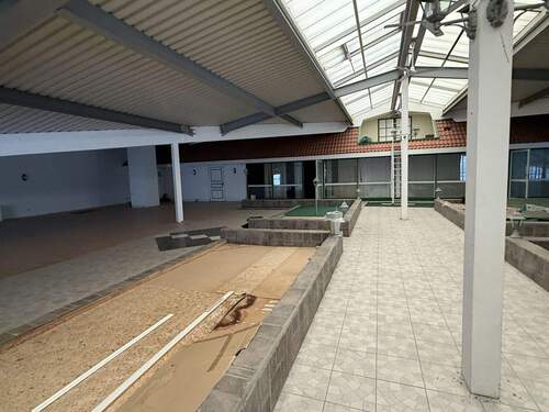 Fläche 10 - Halle zur Miete in Holm