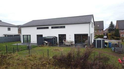 Gartenansicht - Doppelhaushälfte mit 140,00 m&sup2; in Burg zum Kaufen